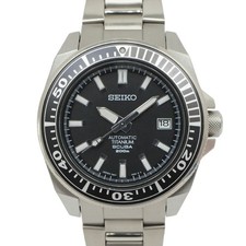 Montre Seiko noire Samurai