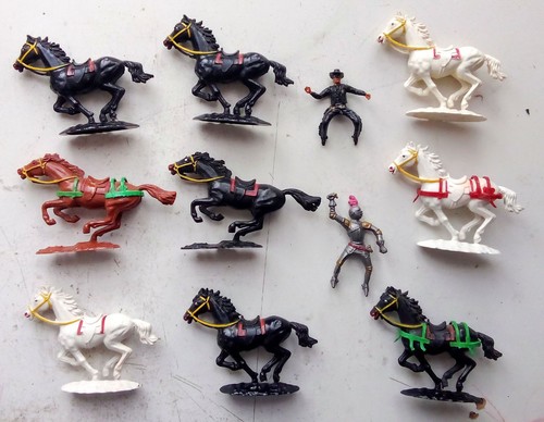 Lot ancienne figurine - lot,