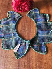 Ancien petit col écossais