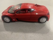 Voiture miniature échelle