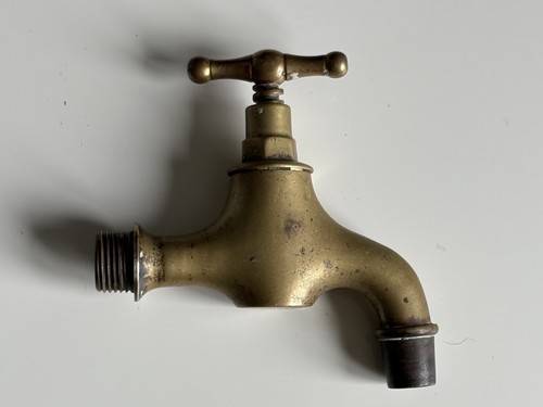 Robinet ancien tonneau - ancien, cuve