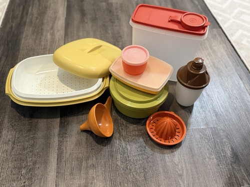 Vintage tupperware lot 8 - tupperware,