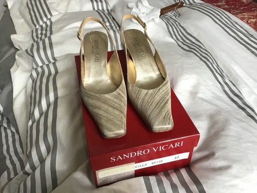 Sandro vicari escarpins - vicari, ouvert
