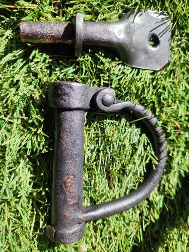 Cadenas menottes ancienne fer - ancienne,