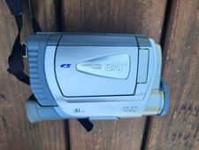 Caméscope JVC GR-D70E + Trépied Giottos VT-901 – Bon état