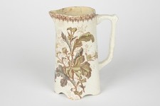 Ancien pichet en terre de fer