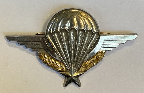 Insigne militaire brevet de - @,