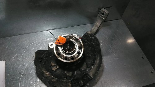 Fusee avant droite - avant,