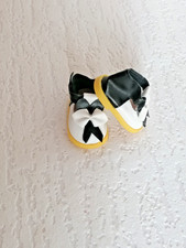 Chaussures de poupée corolle les chéries Paola Reina et poupées corolle 36 cm