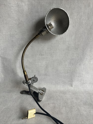 Belle ancienne lampe - et,