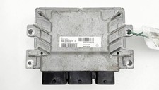 Calculateur moteur RENAULT