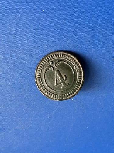 Bouton 4eme régiment - du,