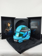 Casque formule 1 1/2 Mercedes spéciale VIP George Russell 2024