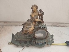 Ancienne pendule Corp à identifier figure féminine  harpe porcelaine Signé 