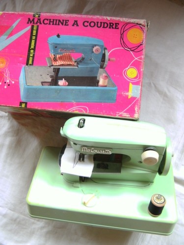 Machine coudre jouet - machine, à