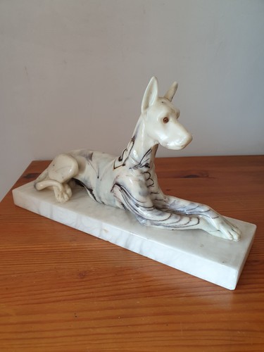 Statuette chien danois en - danois,
