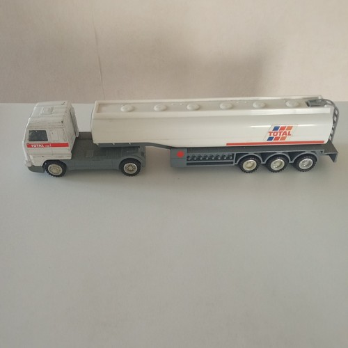 Golden wheel die cast - wheel,