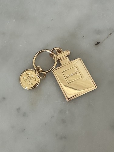 Breloque charm chanel - breloque,
