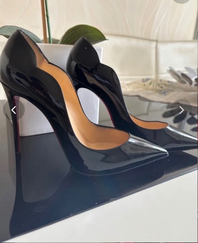 Talons hauts louboutin vernis - talons,