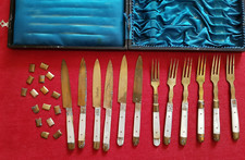 service en vermeil et nacres ancien 6 couteaux et 6 fourchette