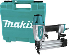 Makita Poinçonneuse