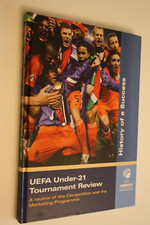 superbe LIVRE UEFA )) UEFA