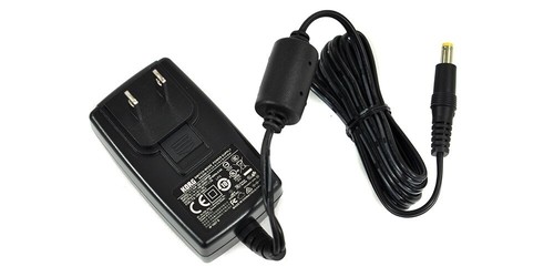 Adaptateur secteur officiel