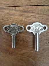 2 Clef Remontoir Jouet en Tole Lithographie Mecanique GÉGÉ