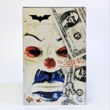 Hot Toys Batman The Dark