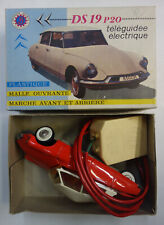 DS-19 Citroën en plastique