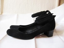 Escarpin en cuir «Karine Arabian » T : 40