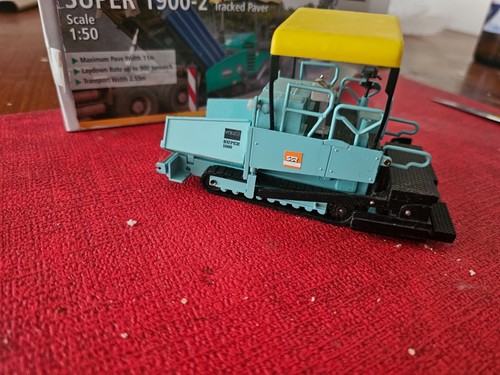 Nzg 385 finisseur 1800 - 1/50.,