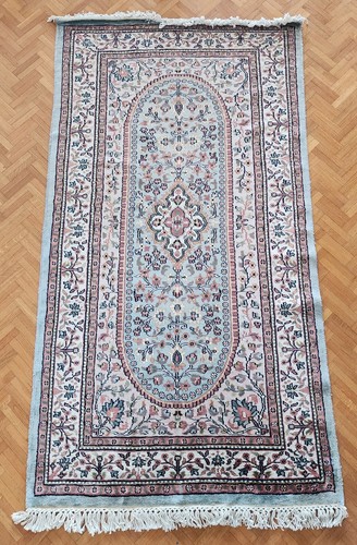 Tapis soie cachemire - soie,