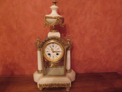 Elégante pendule xix - elégante,