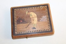 Etui à cigarettes en bois