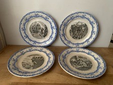 4 anciennes assiettes Jeanne