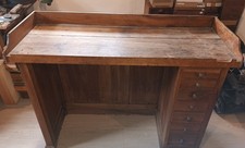 ancien établi d'horloger