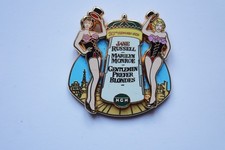Un pin's Jane Russell Marilyn Monroe cinéma film gentlemen prefer blondes MGM