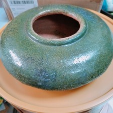 Vase rond et plat en grès