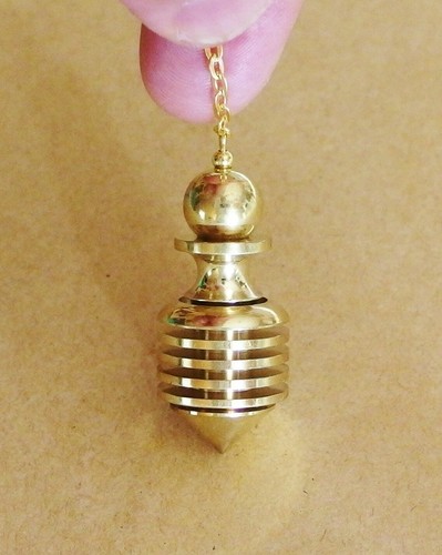 Pendule laiton massif dore - ,