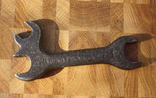 Outils anciens cle - outils,