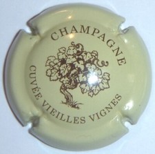 Capsules de Champagne:  Super  !!! PETRE , cuvée vieilles vignes 