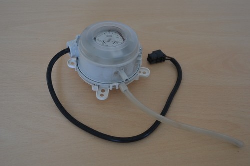 Manostat huba 604 - .92, cuenod