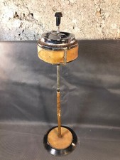 Ancien cendrier sur pied