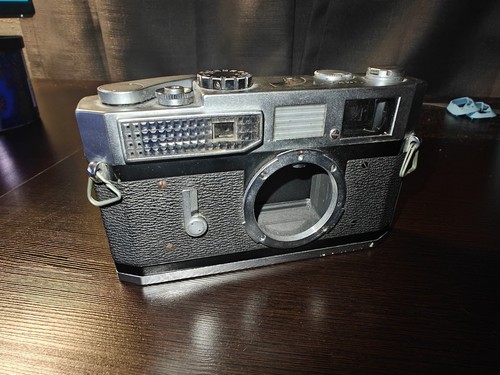 Near mint canon model - mint],