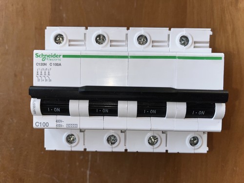 Disjoncteur tetra 100a - disjoncteur, tetra.