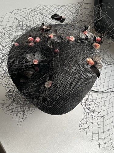 Chapeau ancien avec - avec, fleurs