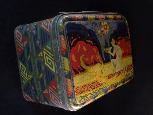 Ancienne grande boite tôle