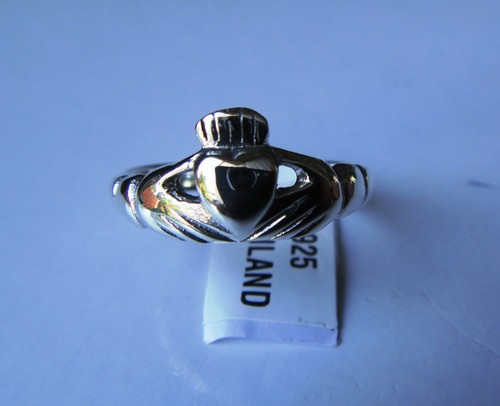 Love irish claddagh finger - love,