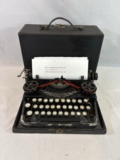 Rare Machine à écrire